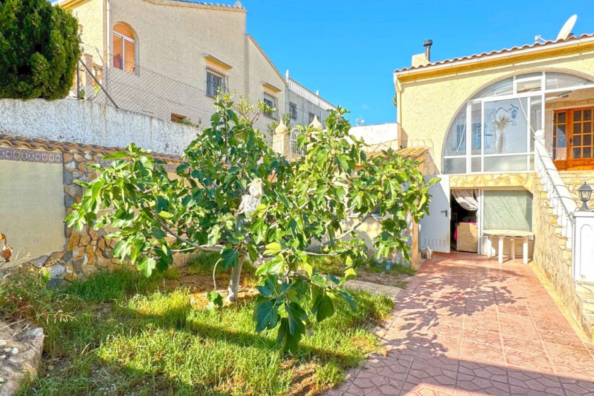 Herverkoop - 3. Semi - Detached Villa - Torrevieja - Orihuela Costa