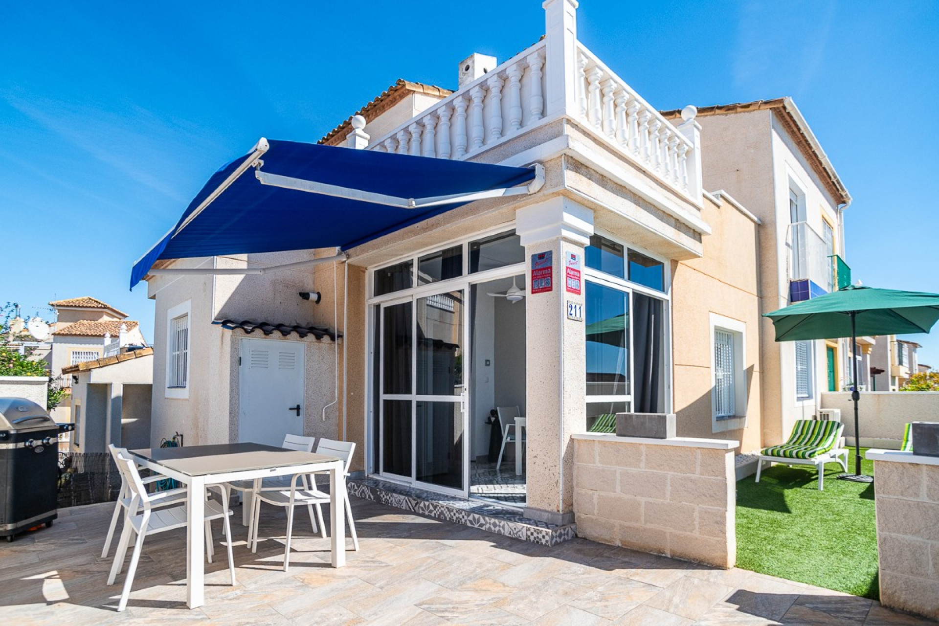 Herverkoop - 3. Vrijstaande villa - Algorfa - ALGORFA
