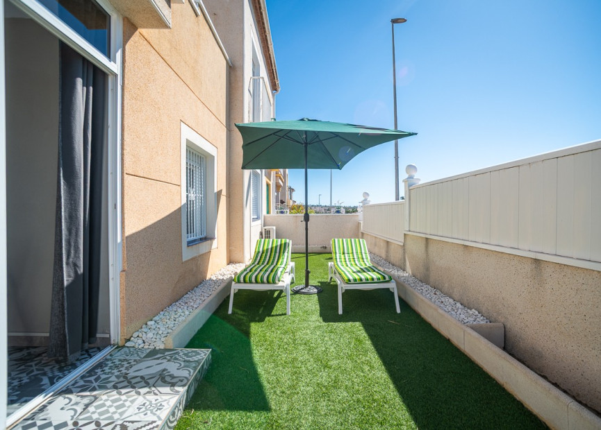 Herverkoop - 3. Vrijstaande villa - Algorfa - ALGORFA