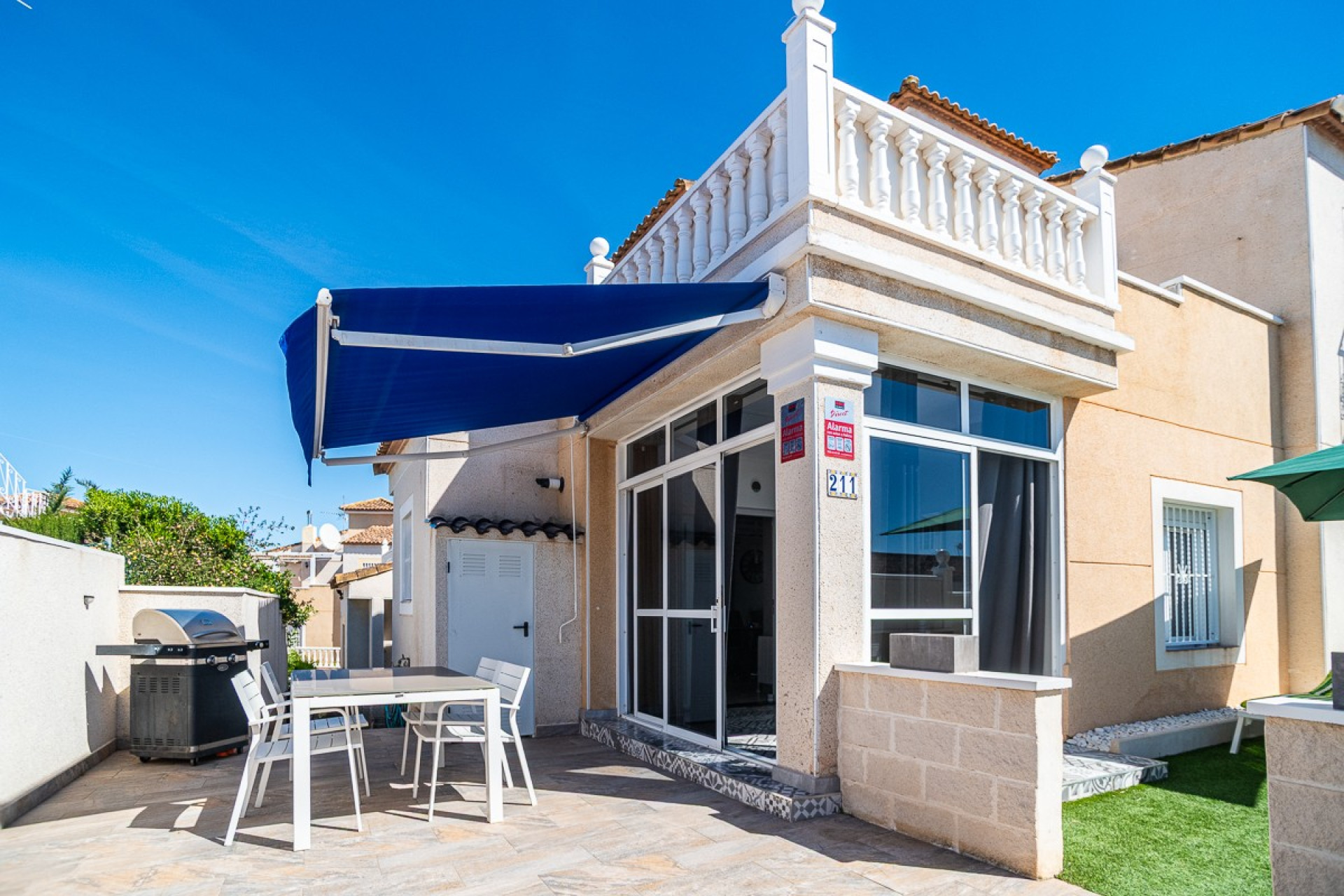 Herverkoop - 3. Vrijstaande villa - Algorfa - ALGORFA