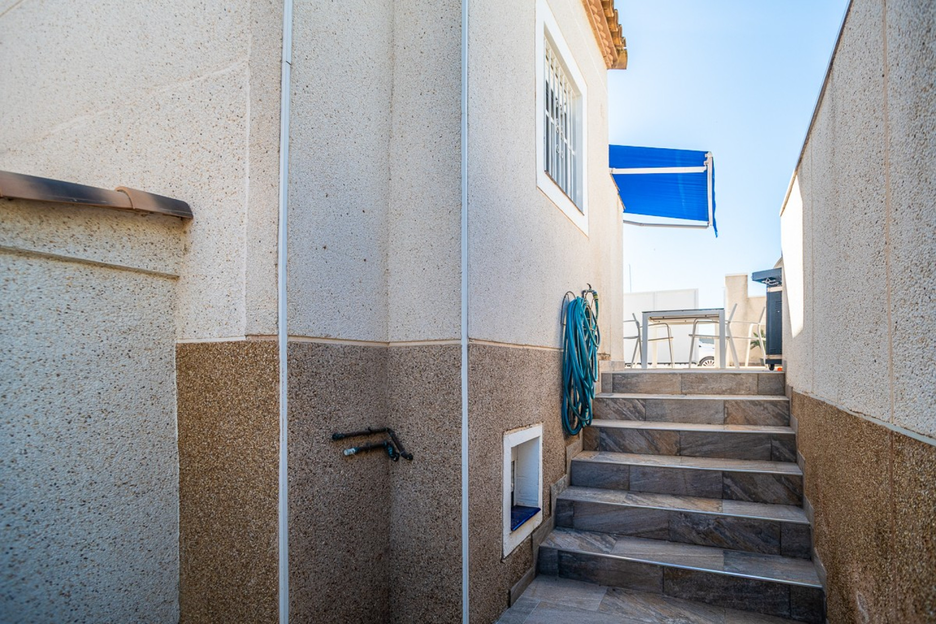 Herverkoop - 3. Vrijstaande villa - Algorfa - ALGORFA