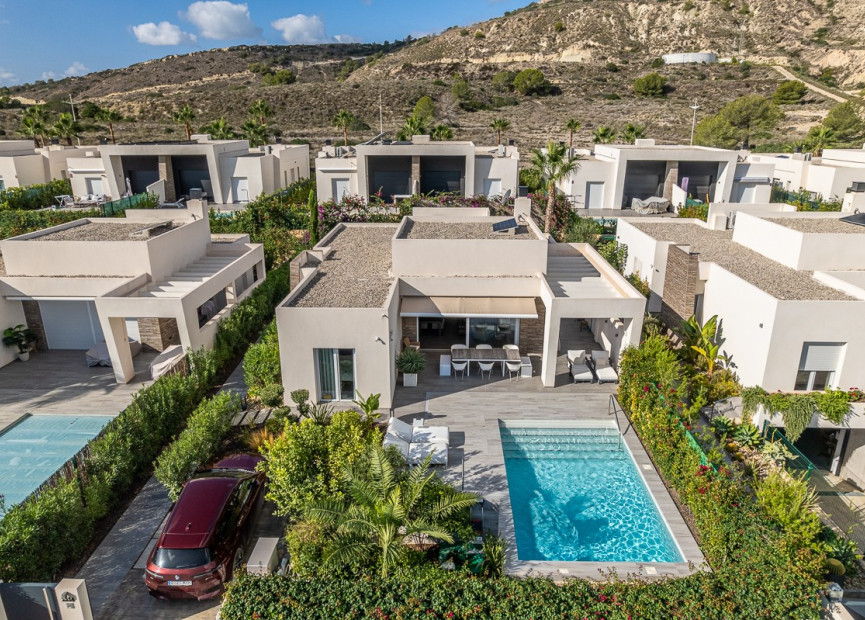Herverkoop - 3. Vrijstaande villa - Algorfa - Costa Blanca Zuid