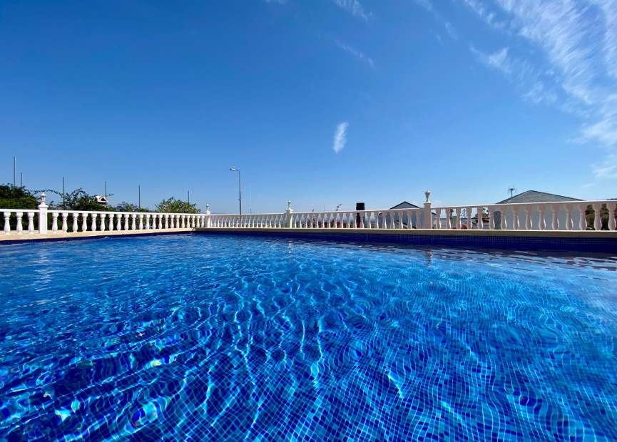 Herverkoop - 3. Vrijstaande villa - Algorfa - Costa Blanca Zuid