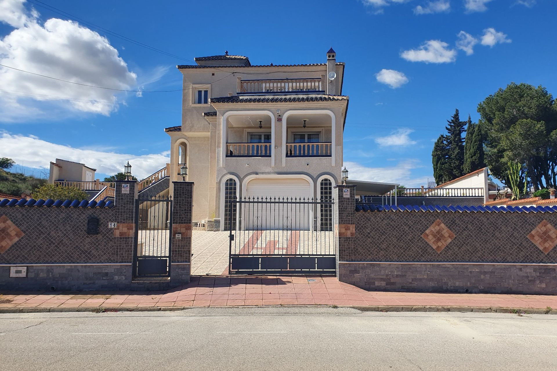 Herverkoop - 3. Vrijstaande villa - Algorfa - Costa Blanca Zuid