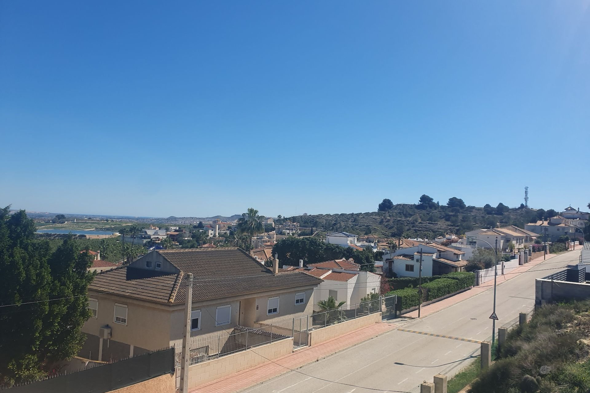 Herverkoop - 3. Vrijstaande villa - Algorfa - Costa Blanca Zuid