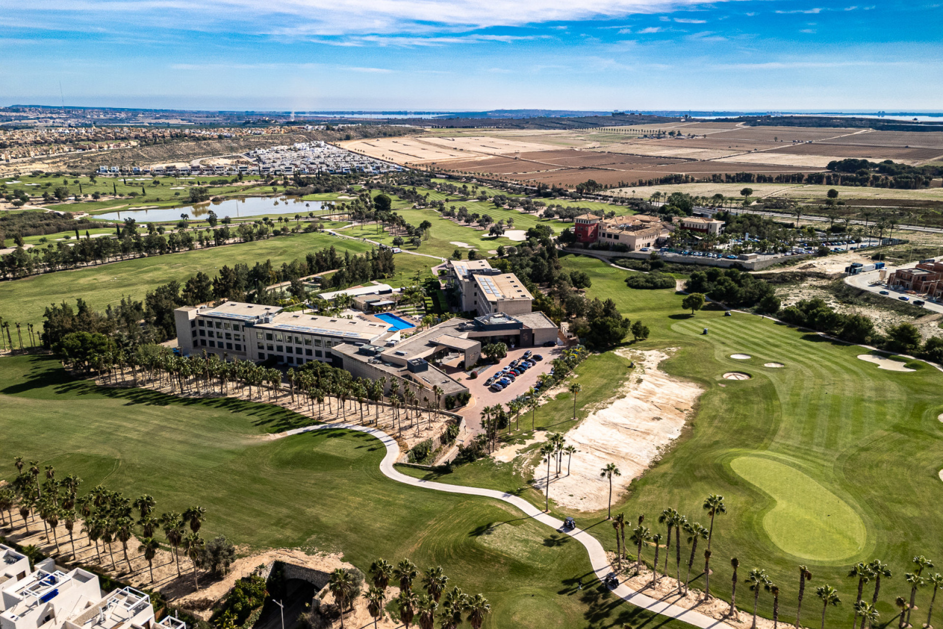 Herverkoop - 3. Vrijstaande villa - Algorfa - Costa Blanca Zuid