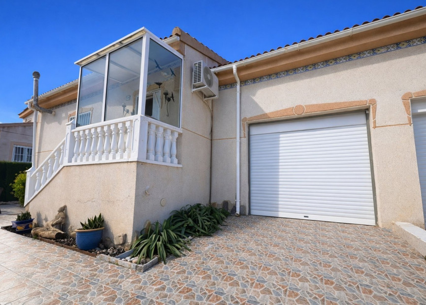 Herverkoop - 3. Vrijstaande villa - Algorfa - Costa Blanca Zuid