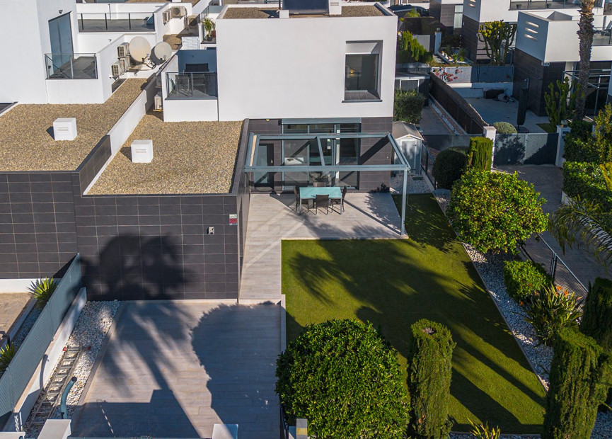 Herverkoop - 3. Vrijstaande villa - Algorfa - Costa Blanca Zuid