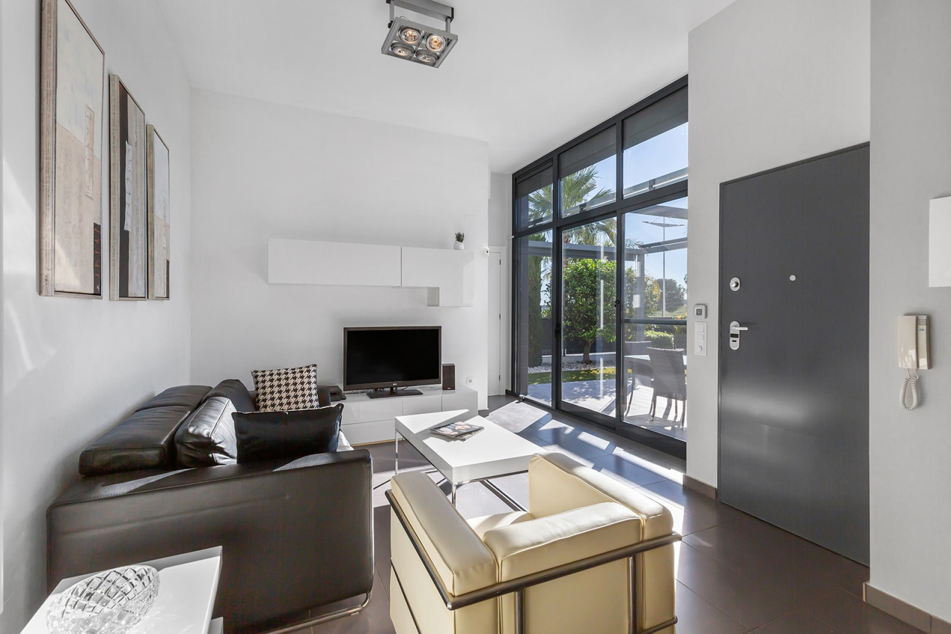 Herverkoop - 3. Vrijstaande villa - Algorfa - Costa Blanca Zuid