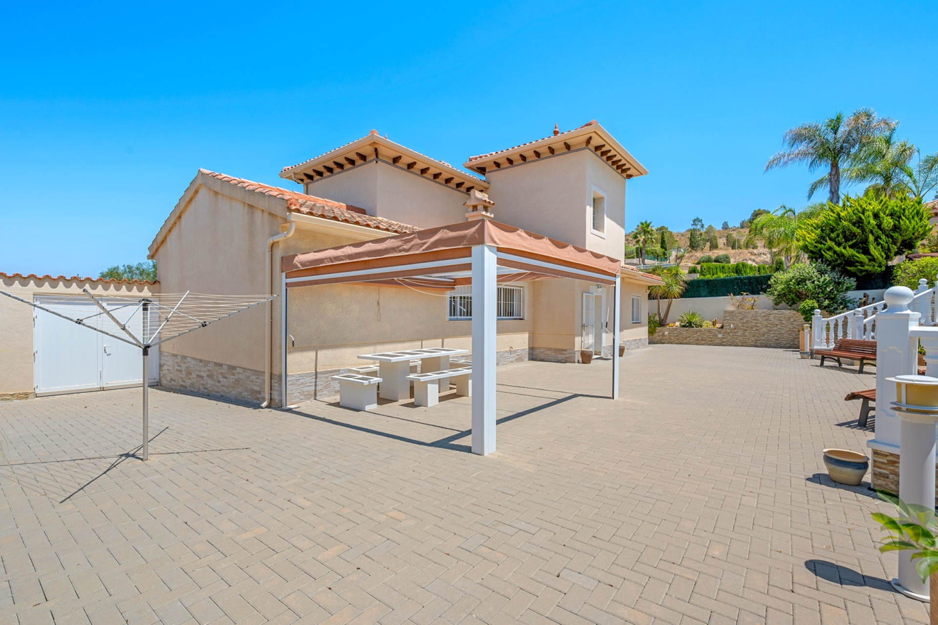 Herverkoop - 3. Vrijstaande villa - Algorfa - Costa Blanca Zuid