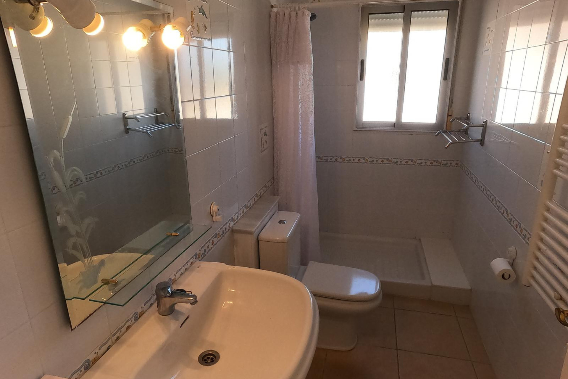 Herverkoop - 3. Vrijstaande villa - Algorfa - Costa Blanca Zuid