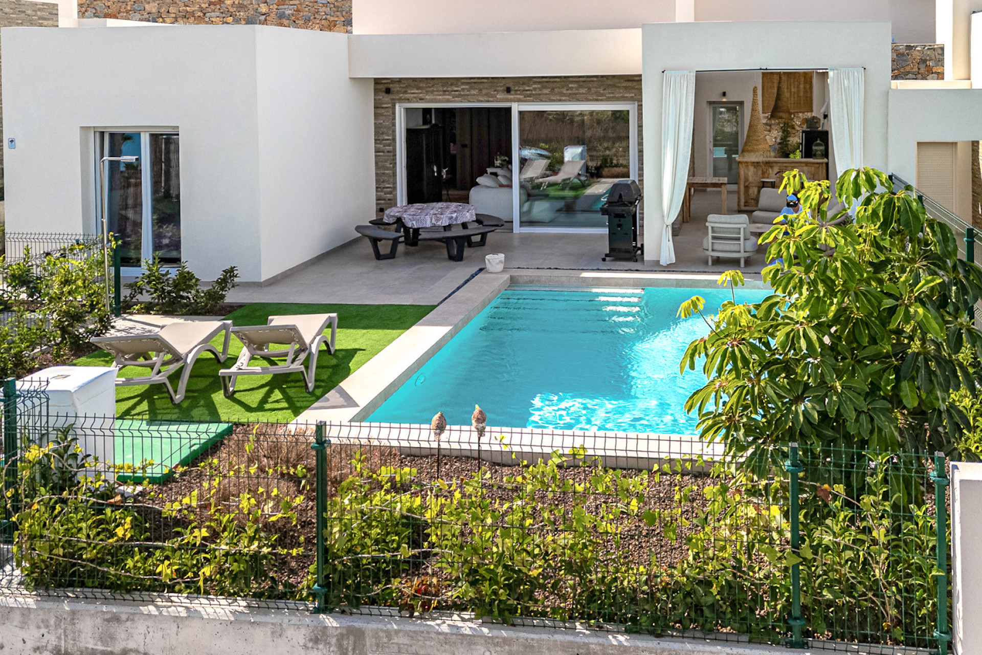 Herverkoop - 3. Vrijstaande villa - Algorfa - Costa Blanca Zuid