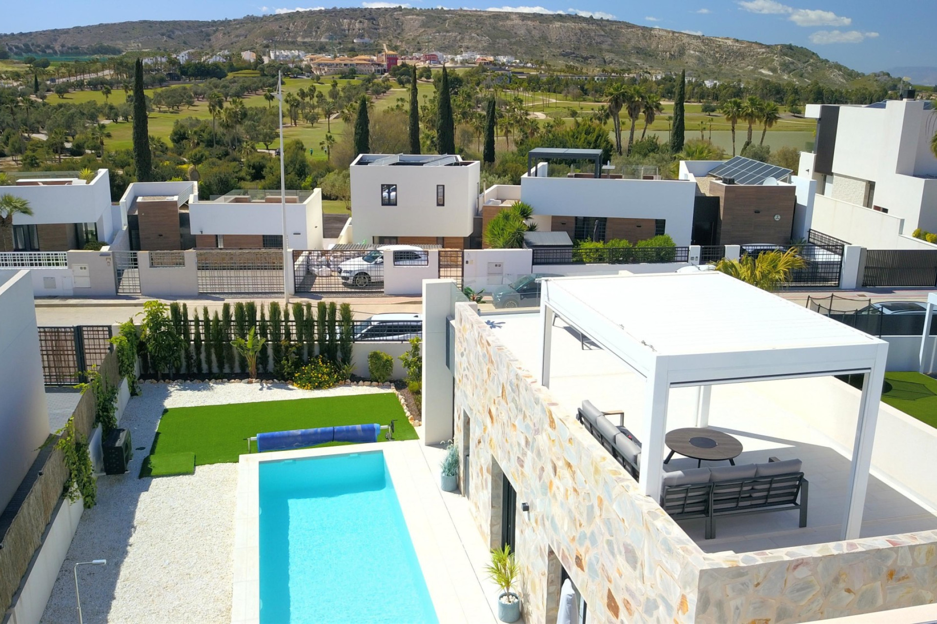 Herverkoop - 3. Vrijstaande villa - Algorfa - Costa Blanca Zuid