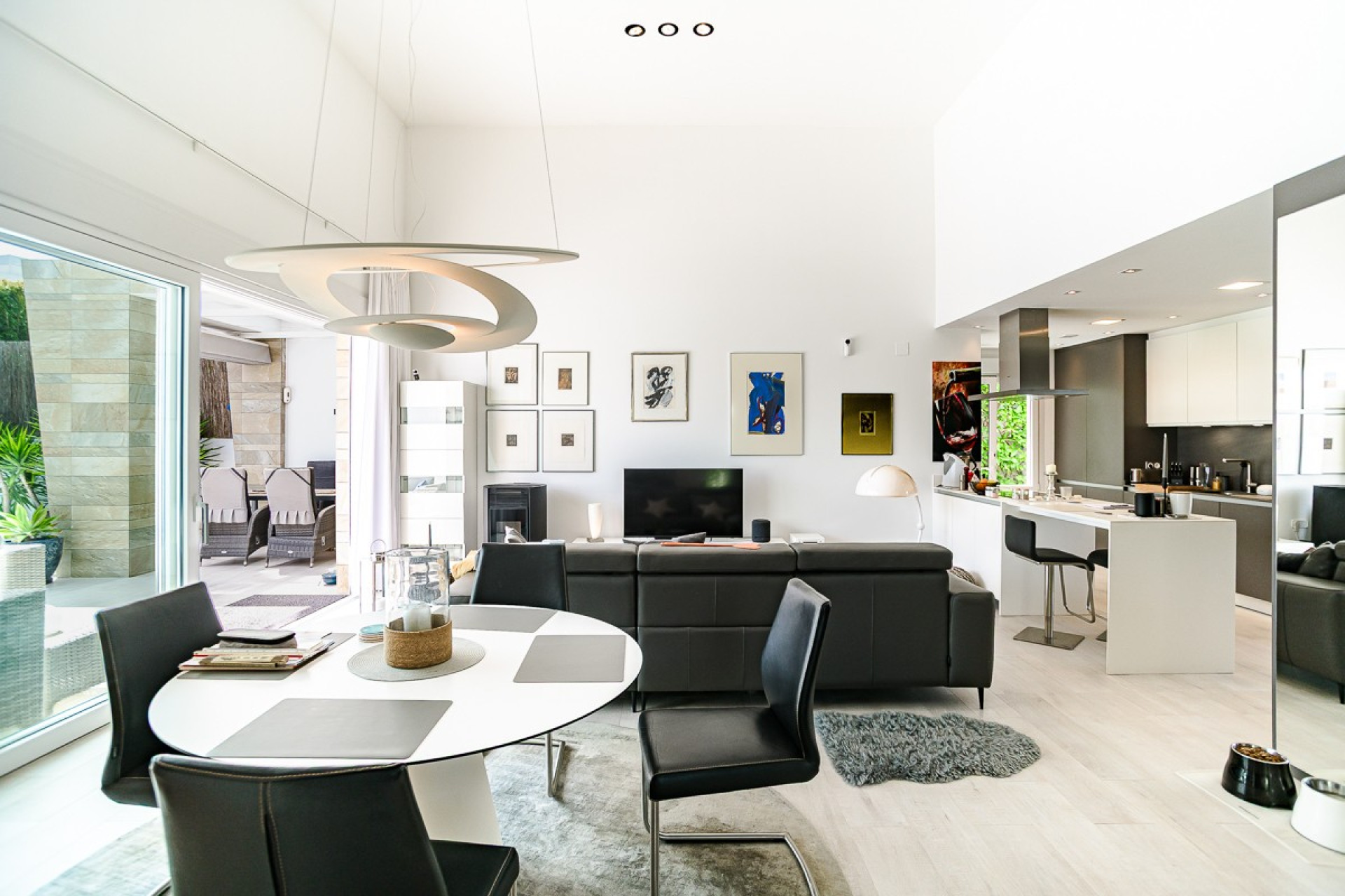 Herverkoop - 3. Vrijstaande villa - Algorfa - Costa Blanca Zuid