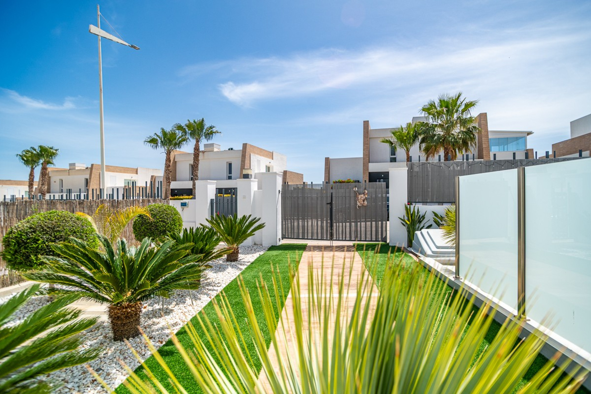 Herverkoop - 3. Vrijstaande villa - Algorfa - Costa Blanca Zuid