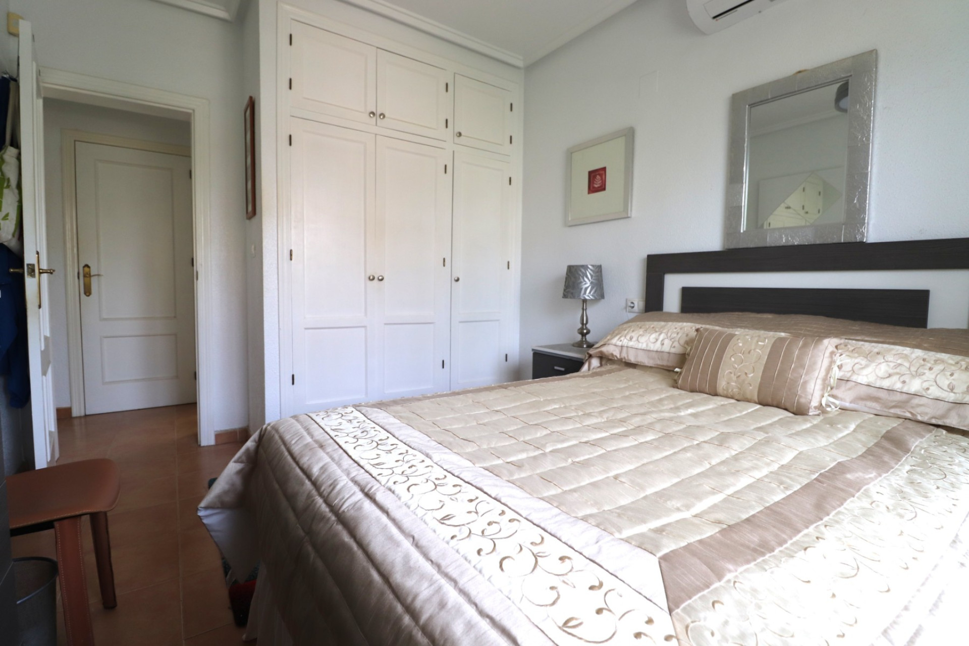 Herverkoop - 3. Vrijstaande villa - Algorfa - Costa Blanca Zuid