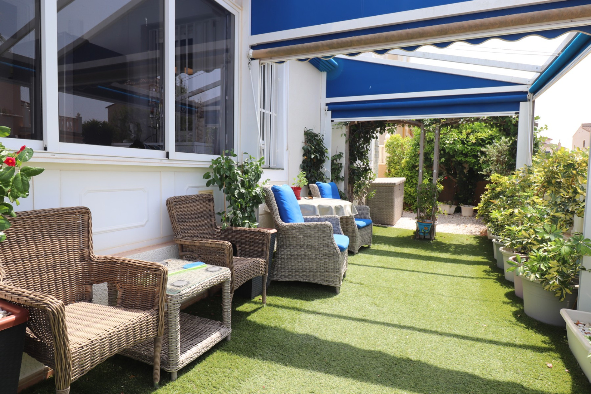 Herverkoop - 3. Vrijstaande villa - Algorfa - Costa Blanca Zuid