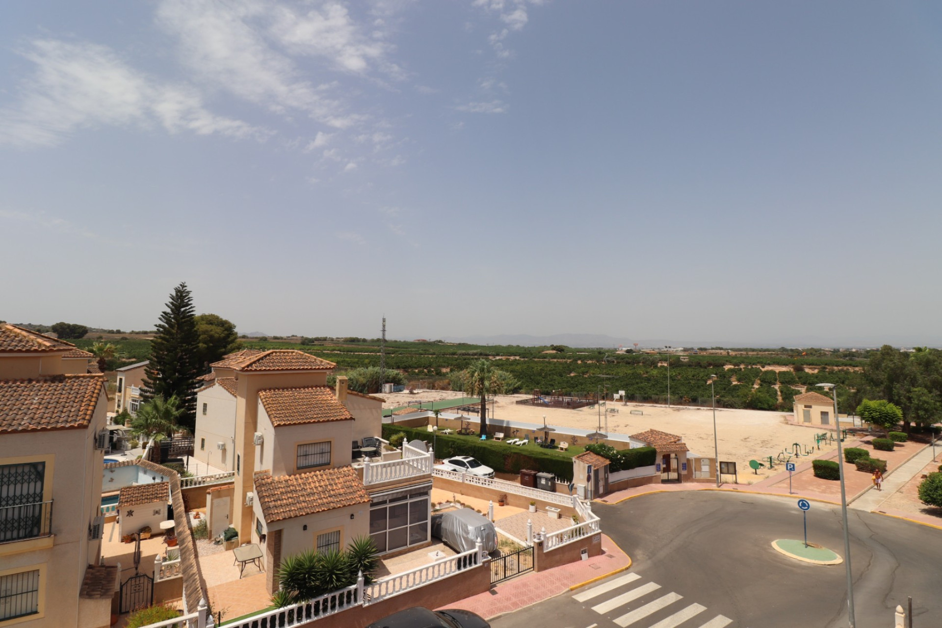 Herverkoop - 3. Vrijstaande villa - Algorfa - Costa Blanca Zuid