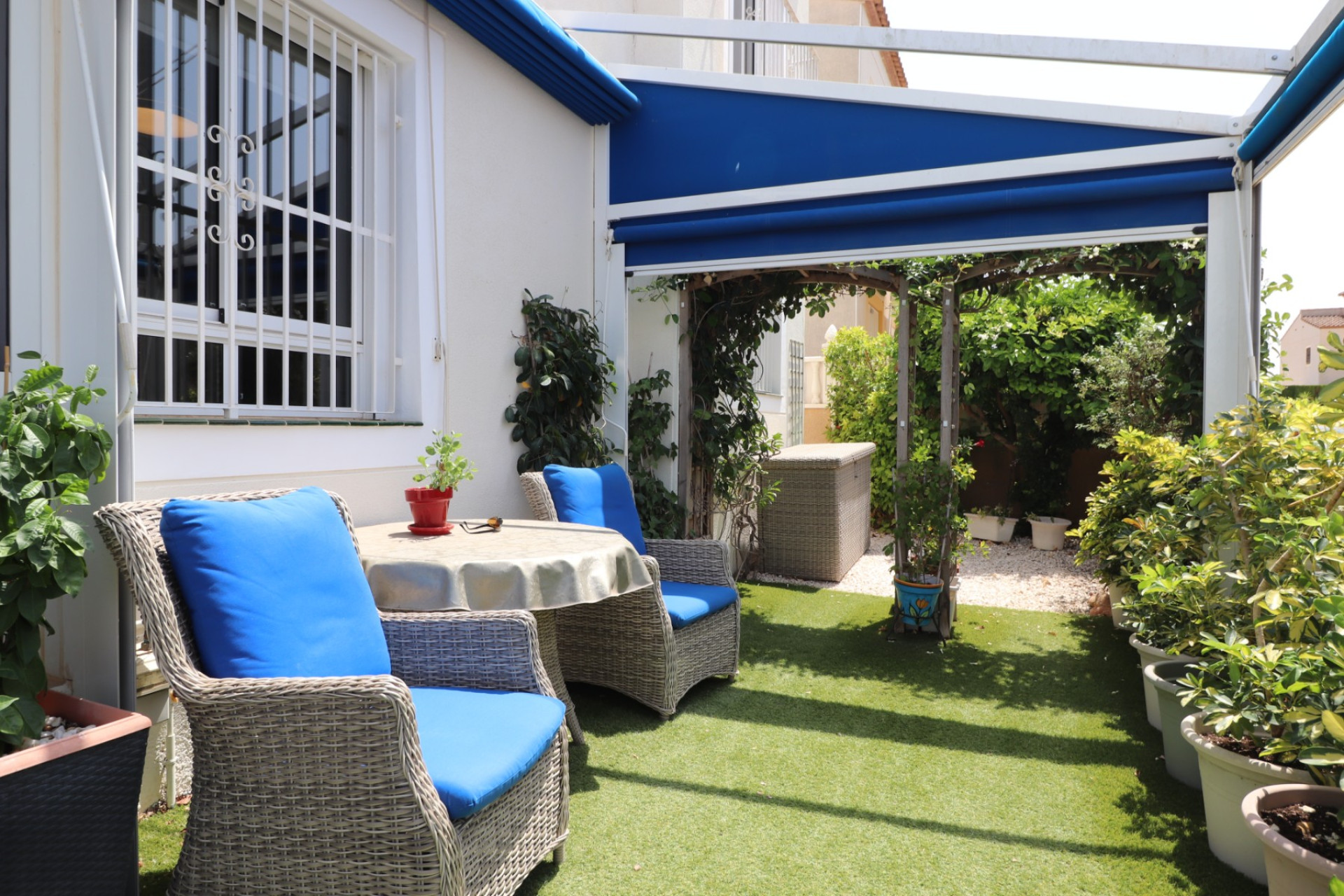 Herverkoop - 3. Vrijstaande villa - Algorfa - Costa Blanca Zuid