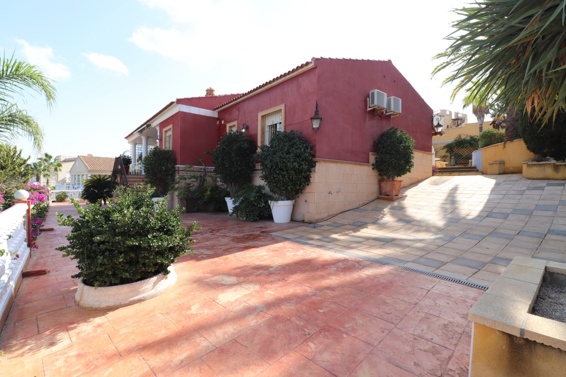 Herverkoop - 3. Vrijstaande villa - Algorfa - Costa Blanca Zuid