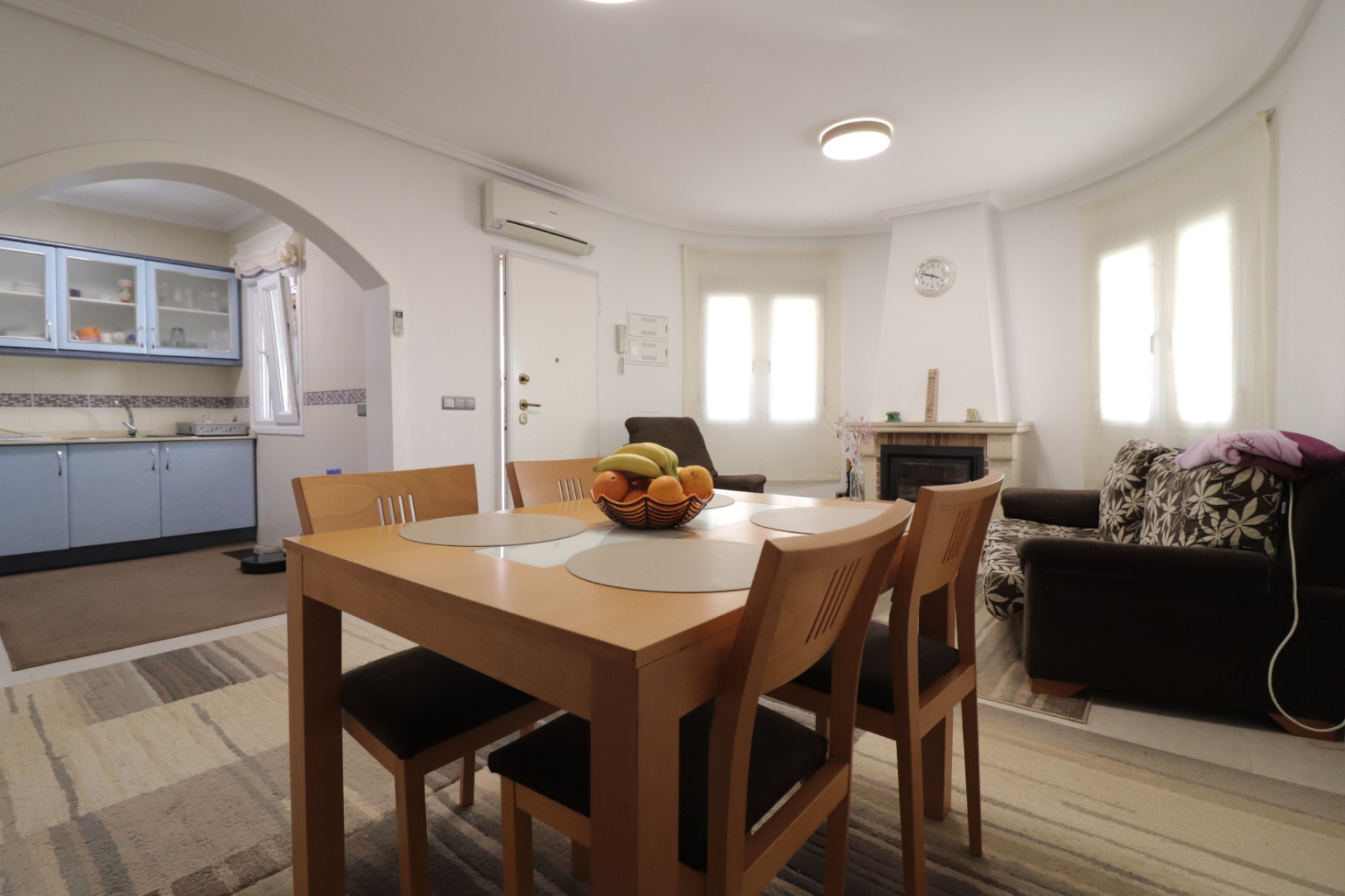 Herverkoop - 3. Vrijstaande villa - Benijófar - Costa Blanca Zuid