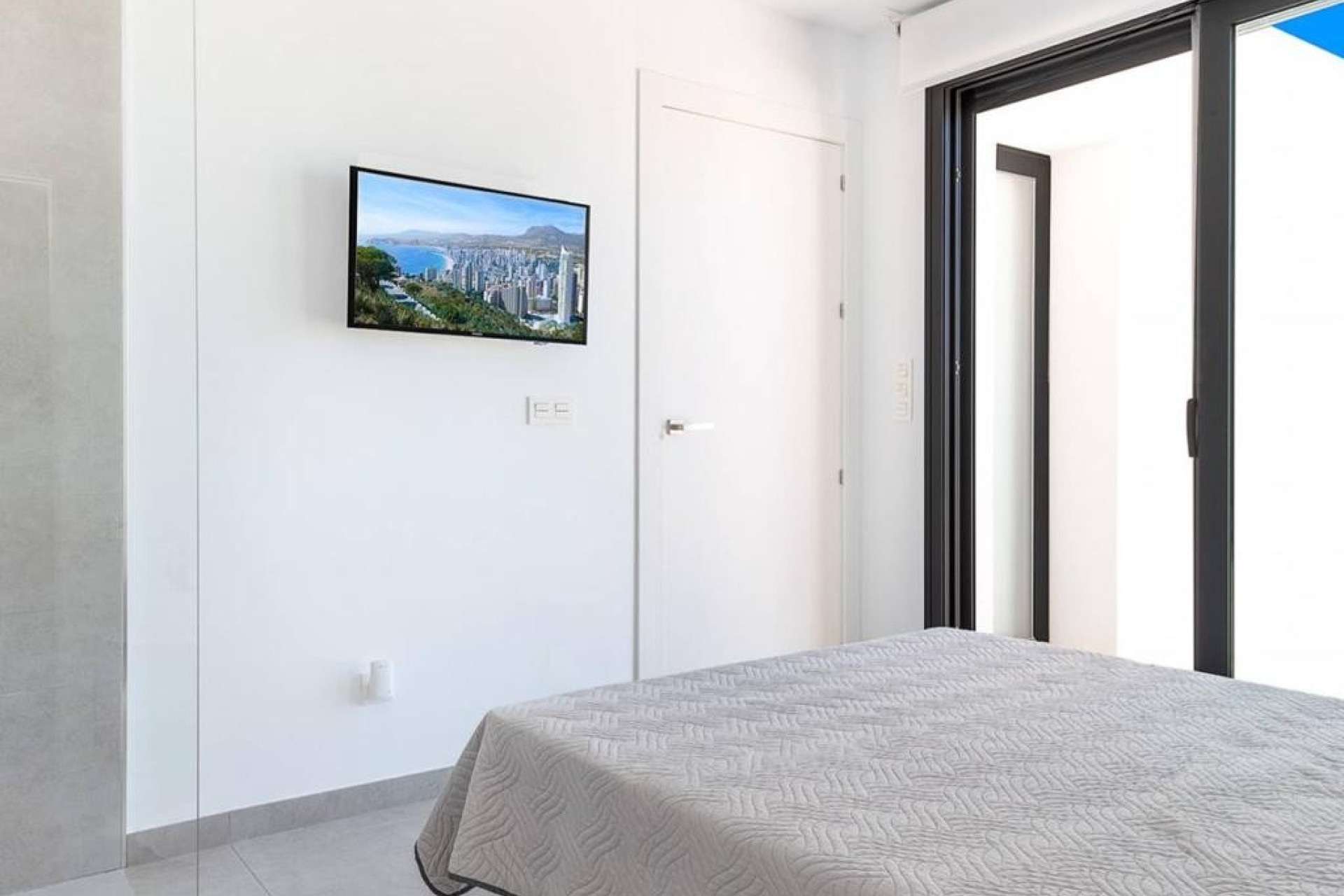 Herverkoop - 3. Vrijstaande villa - Benijófar - Costa Blanca Zuid