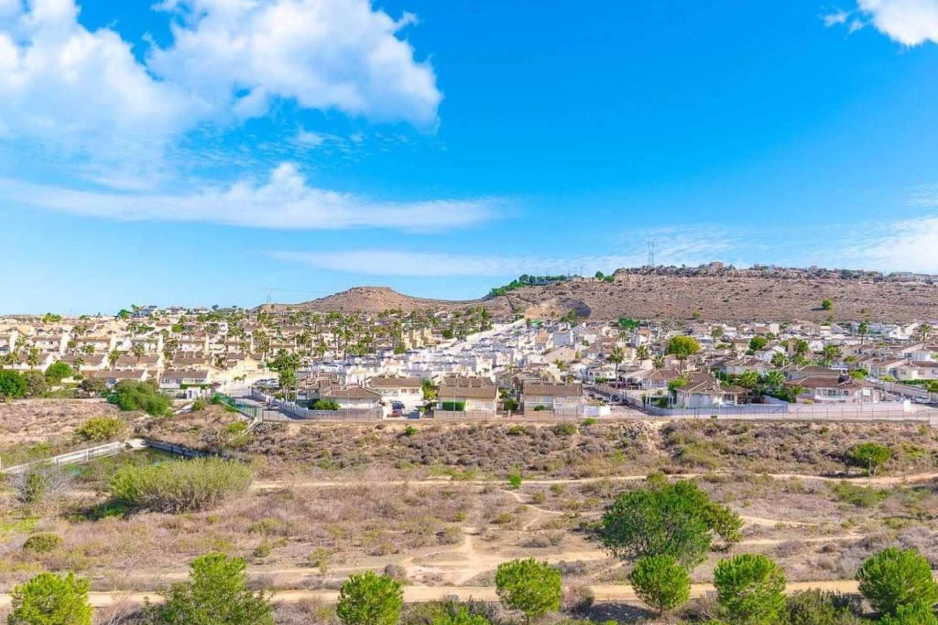 Herverkoop - 3. Vrijstaande villa - Benijófar - Costa Blanca Zuid