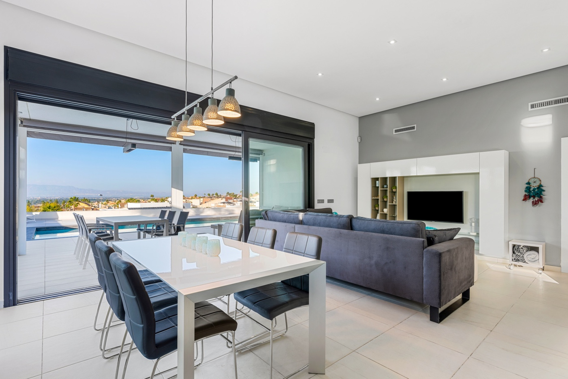 Herverkoop - 3. Vrijstaande villa - Benijófar - Costa Blanca Zuid