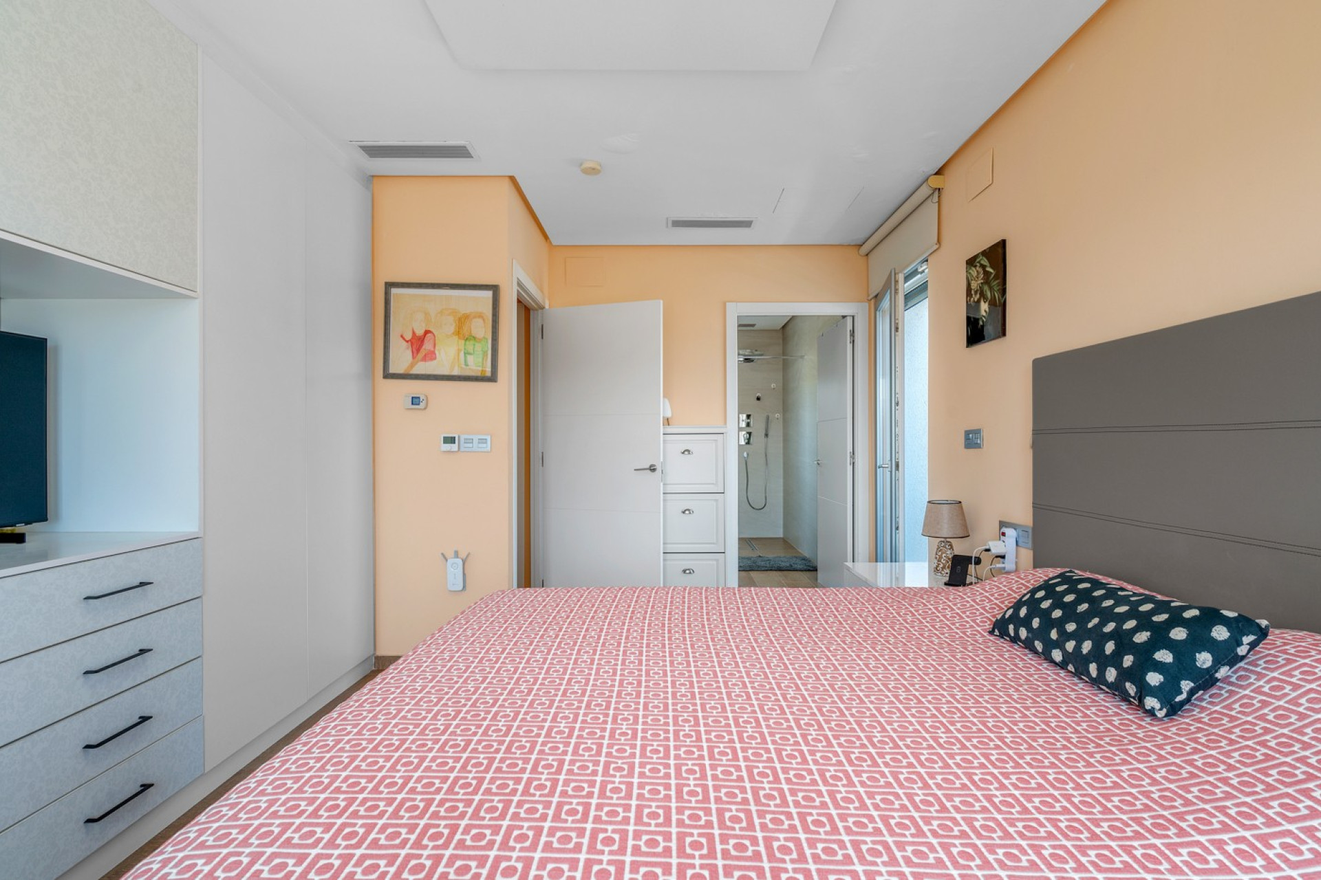 Herverkoop - 3. Vrijstaande villa - Benijófar - Costa Blanca Zuid