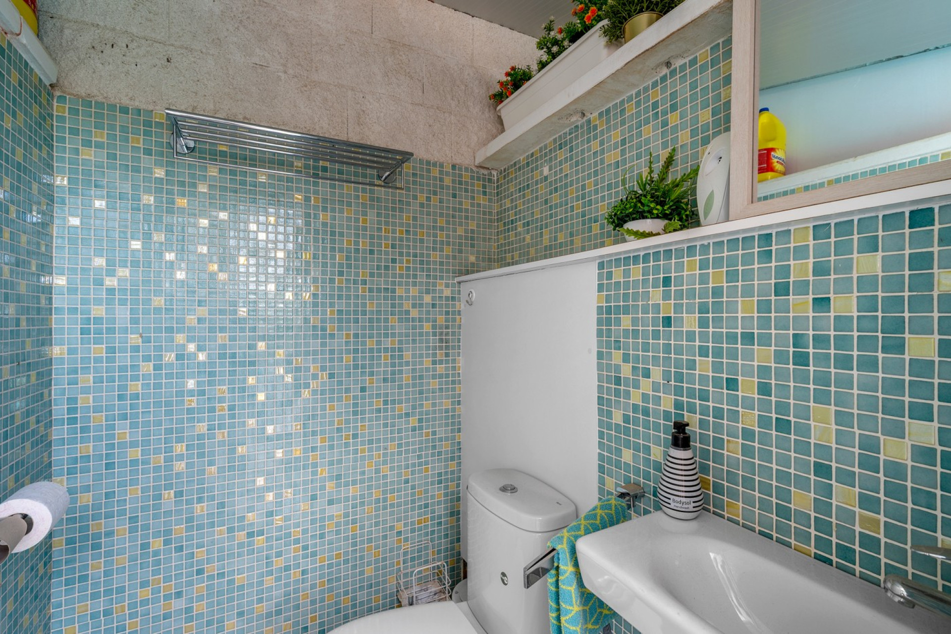 Herverkoop - 3. Vrijstaande villa - Benijófar - Costa Blanca Zuid