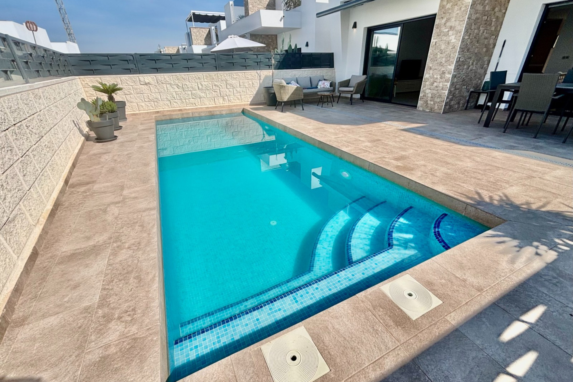 Herverkoop - 3. Vrijstaande villa - Benijófar - Costa Blanca Zuid