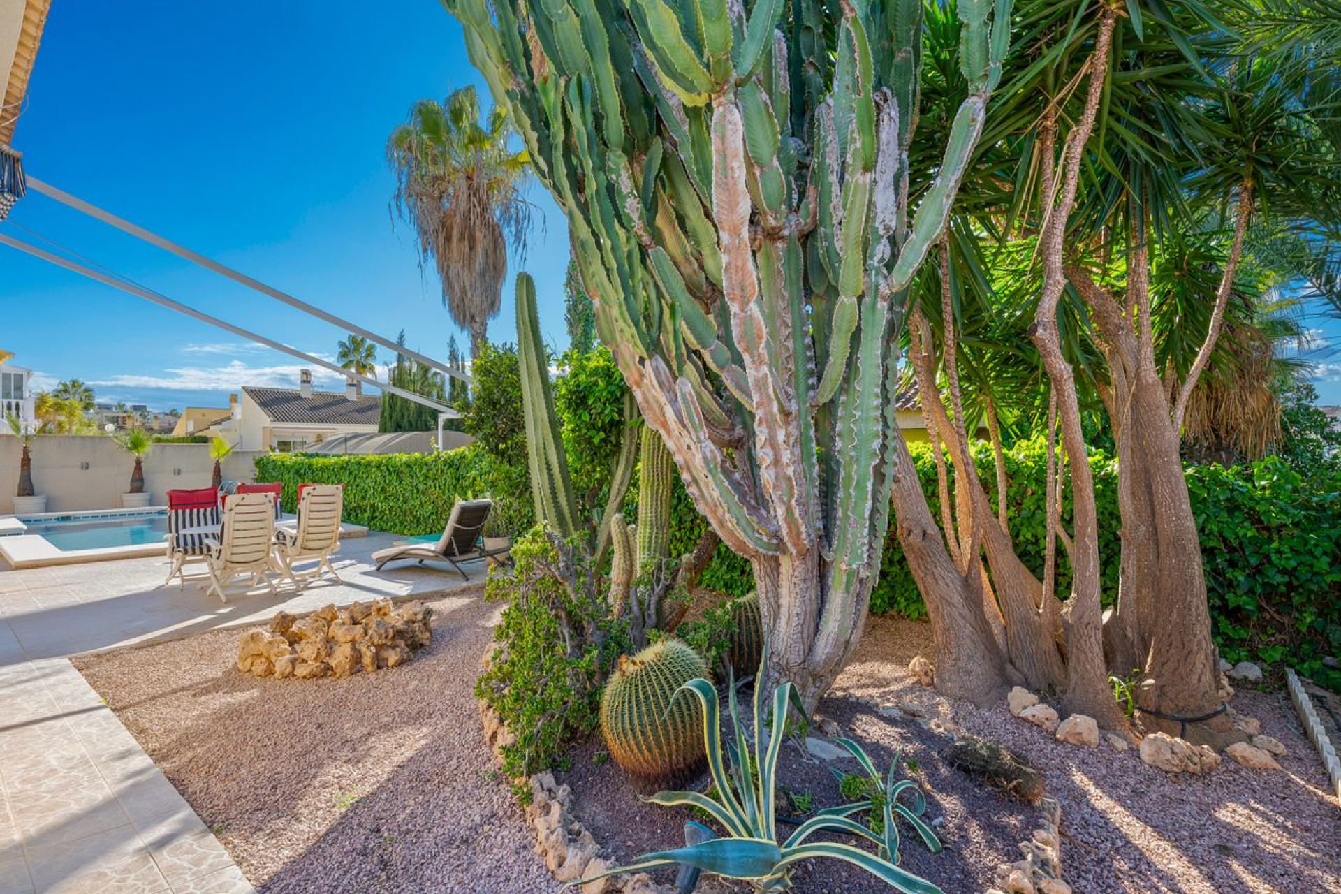 Herverkoop - 3. Vrijstaande villa - Benijófar - Costa Blanca Zuid