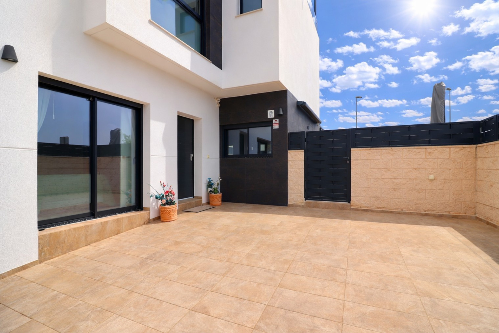 Herverkoop - 3. Vrijstaande villa - Benijófar - Costa Blanca Zuid