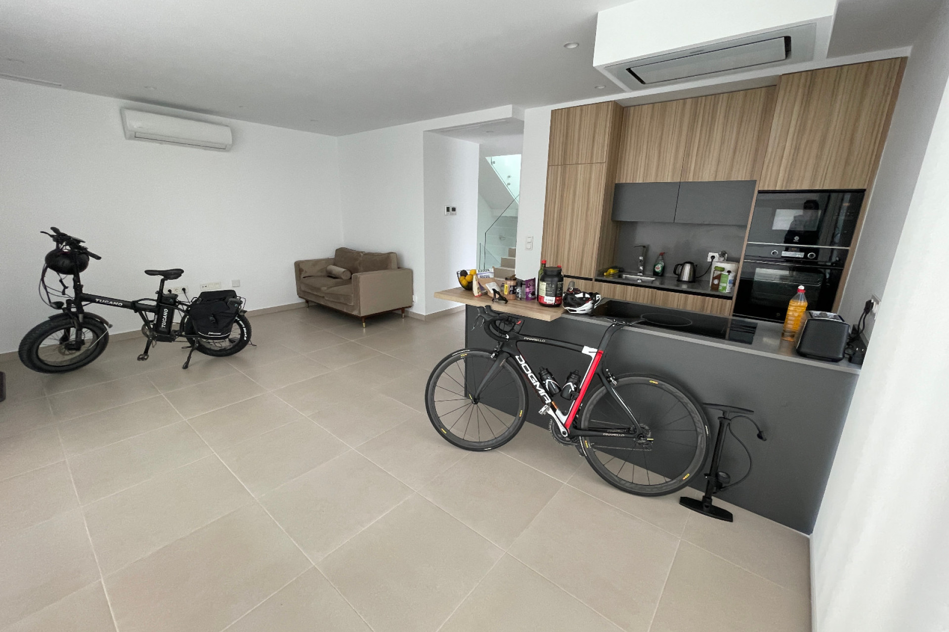 Herverkoop - 3. Vrijstaande villa - Benijófar - Costa Blanca Zuid