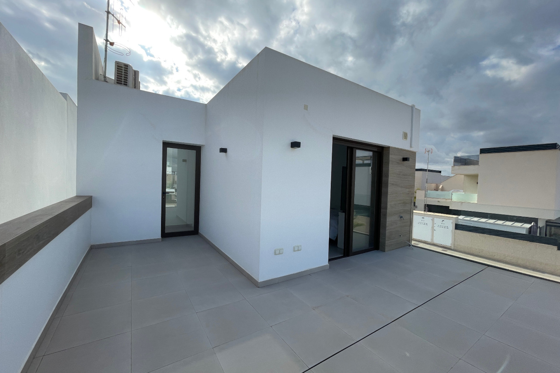 Herverkoop - 3. Vrijstaande villa - Benijófar - Costa Blanca Zuid