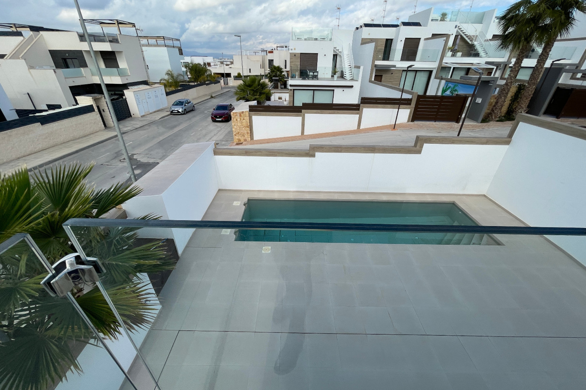 Herverkoop - 3. Vrijstaande villa - Benijófar - Costa Blanca Zuid