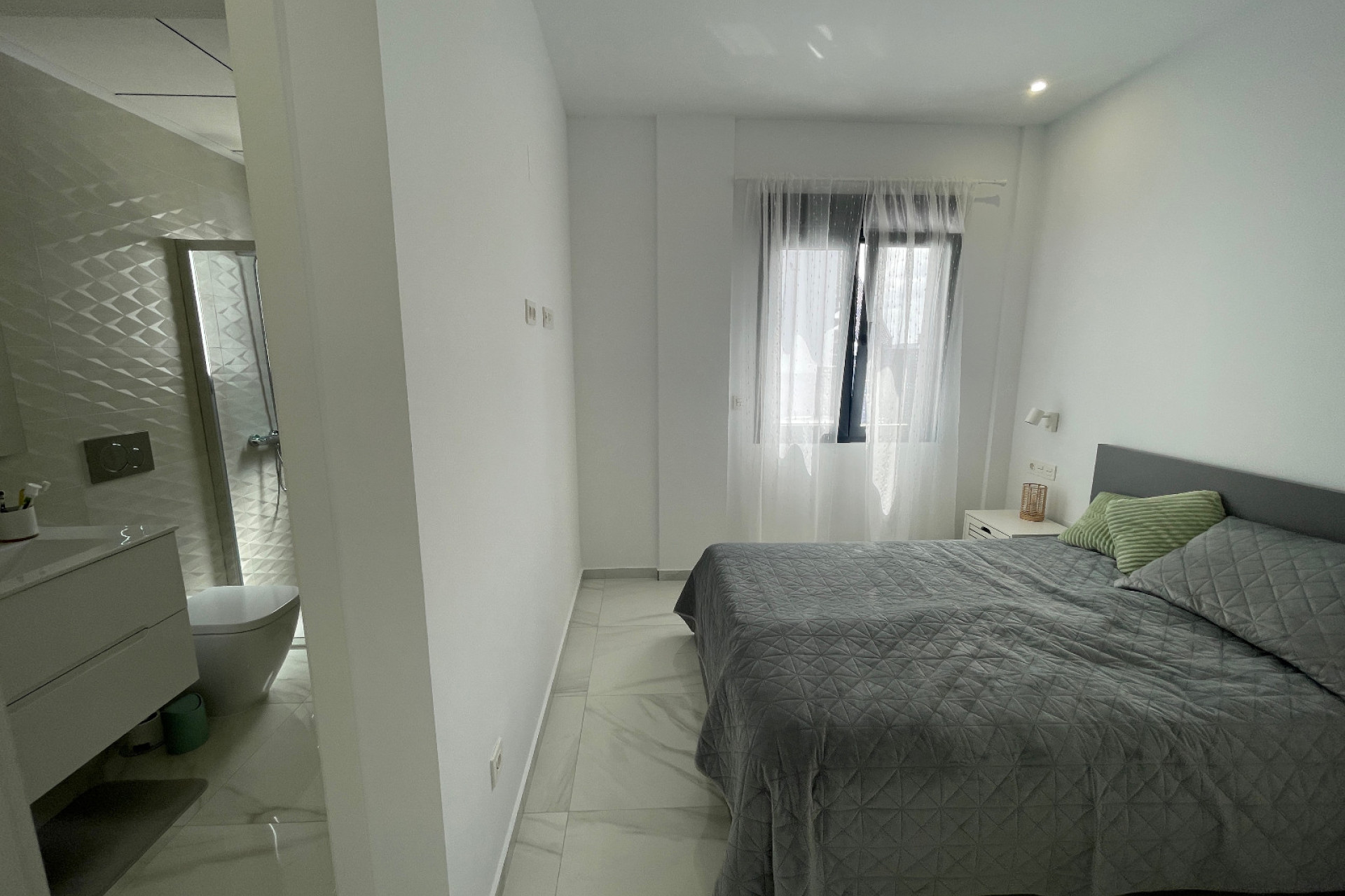 Herverkoop - 3. Vrijstaande villa - Benijófar - Costa Blanca Zuid