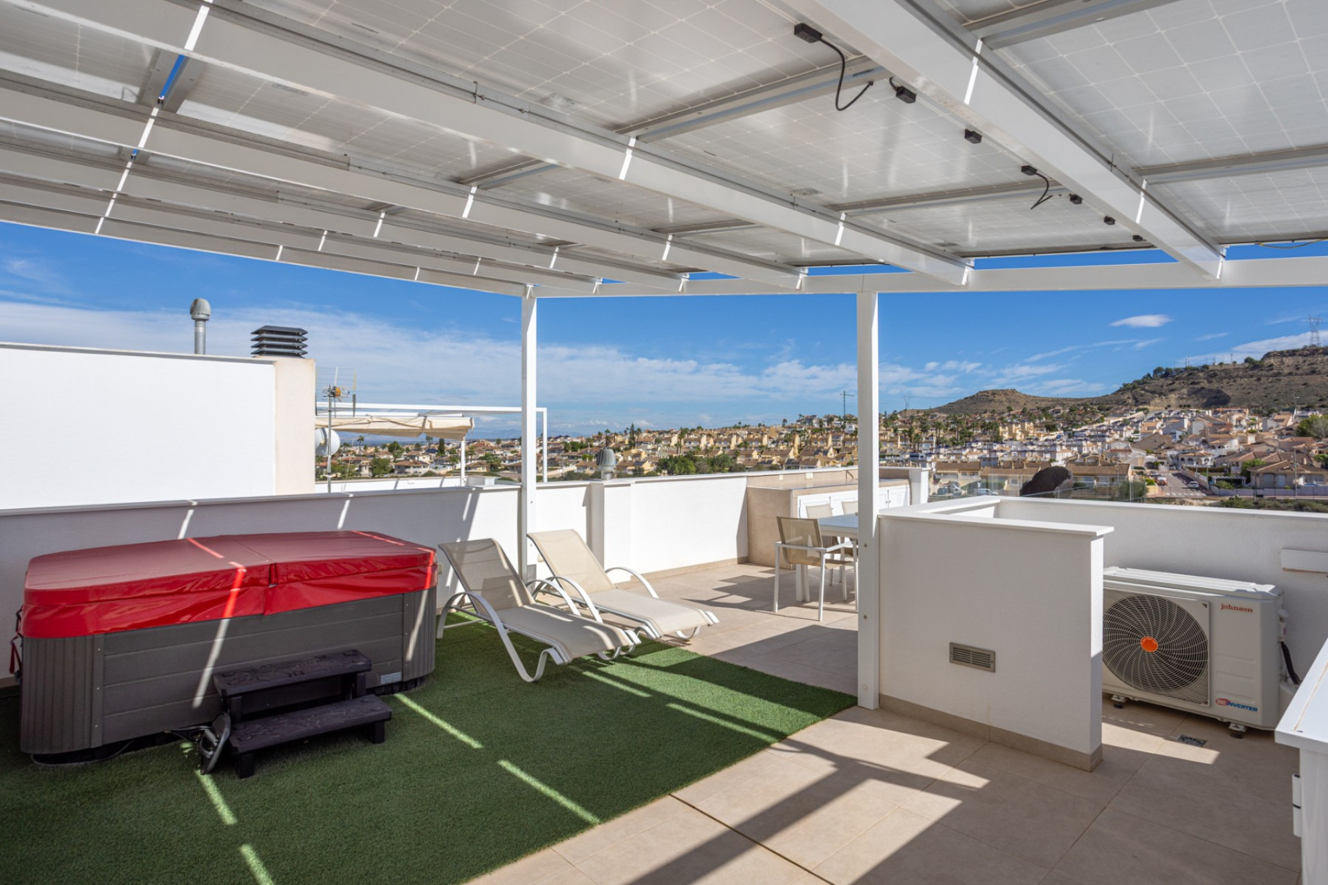 Herverkoop - 3. Vrijstaande villa - Benijófar - Costa Blanca Zuid