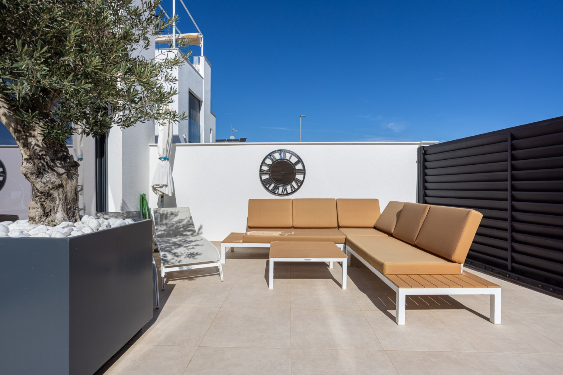 Herverkoop - 3. Vrijstaande villa - Benijófar - Costa Blanca Zuid