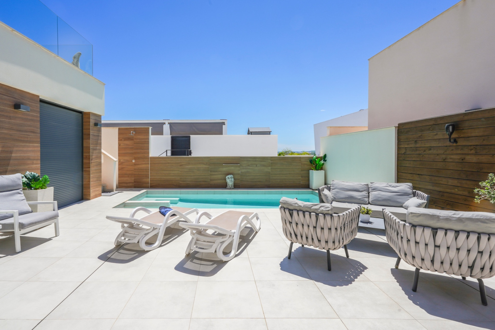 Herverkoop - 3. Vrijstaande villa - Benijófar - Costa Blanca Zuid