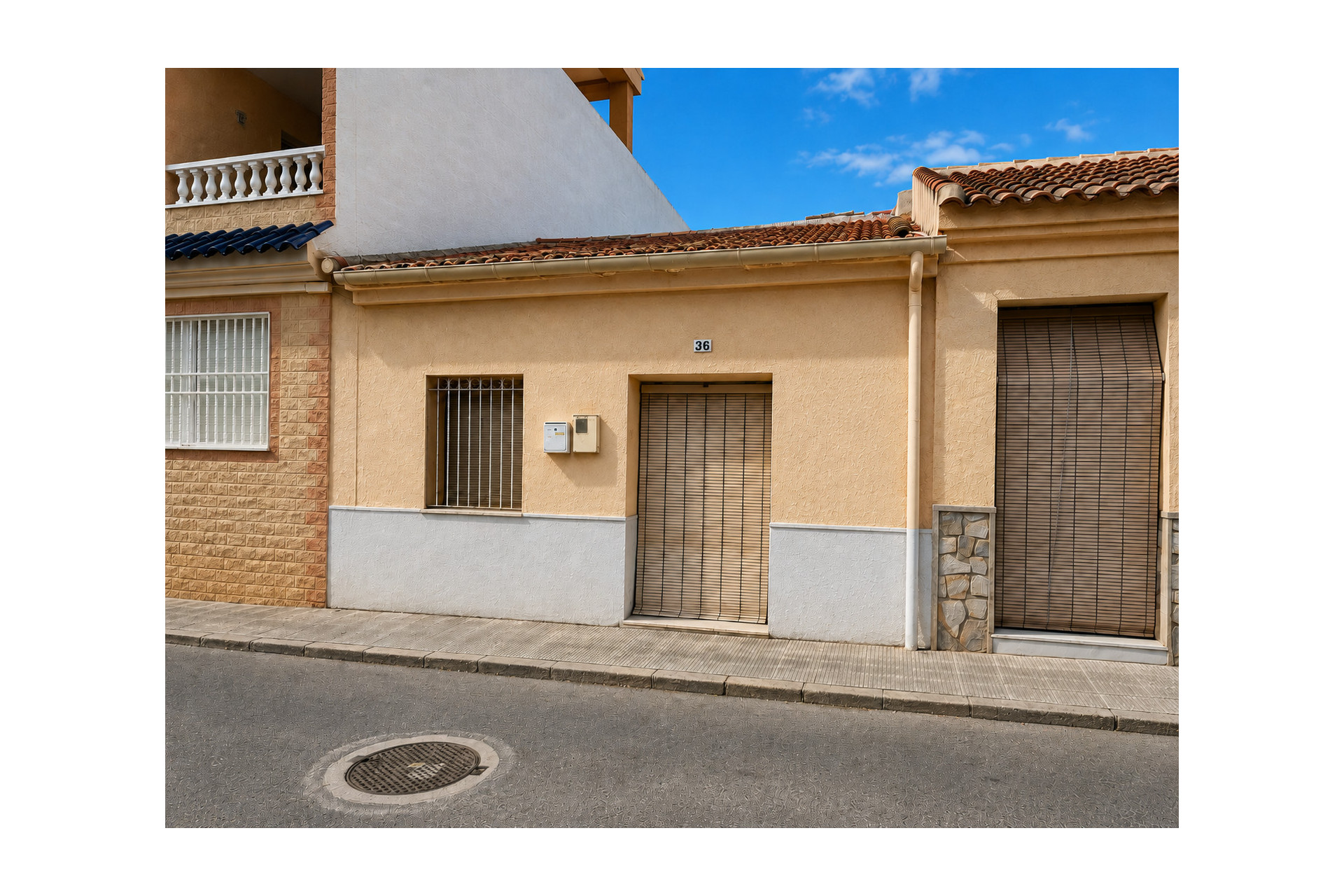 Herverkoop - 3. Vrijstaande villa - Benijófar - Costa Blanca Zuid