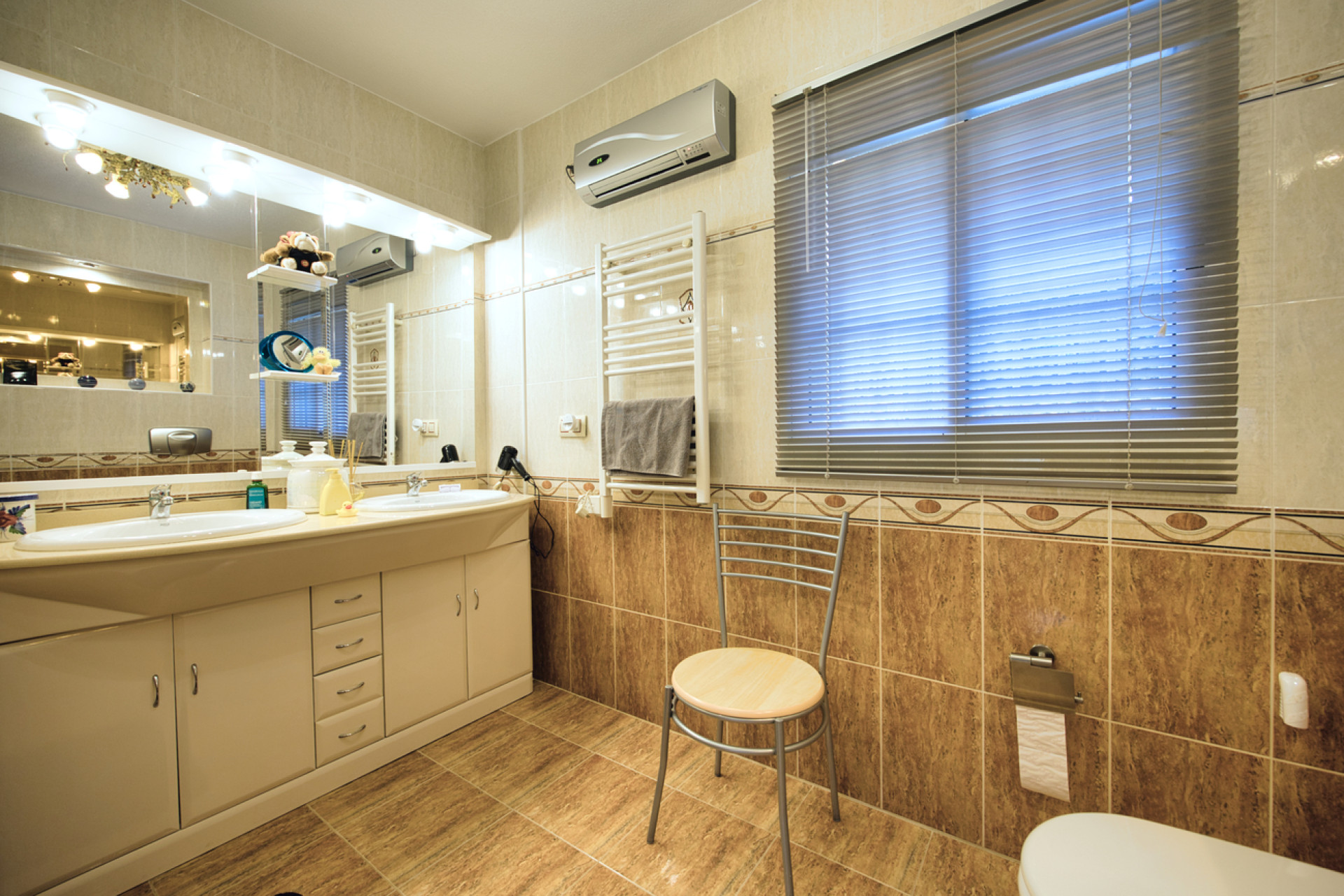 Herverkoop - 3. Vrijstaande villa - Benimar - Costa Blanca Zuid