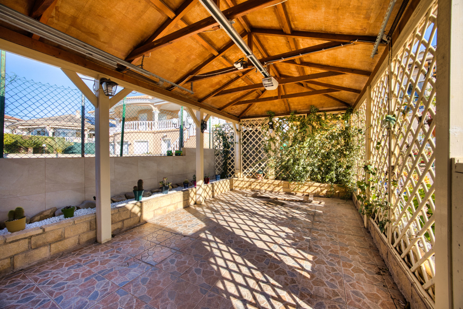 Herverkoop - 3. Vrijstaande villa - Benimar - Costa Blanca Zuid