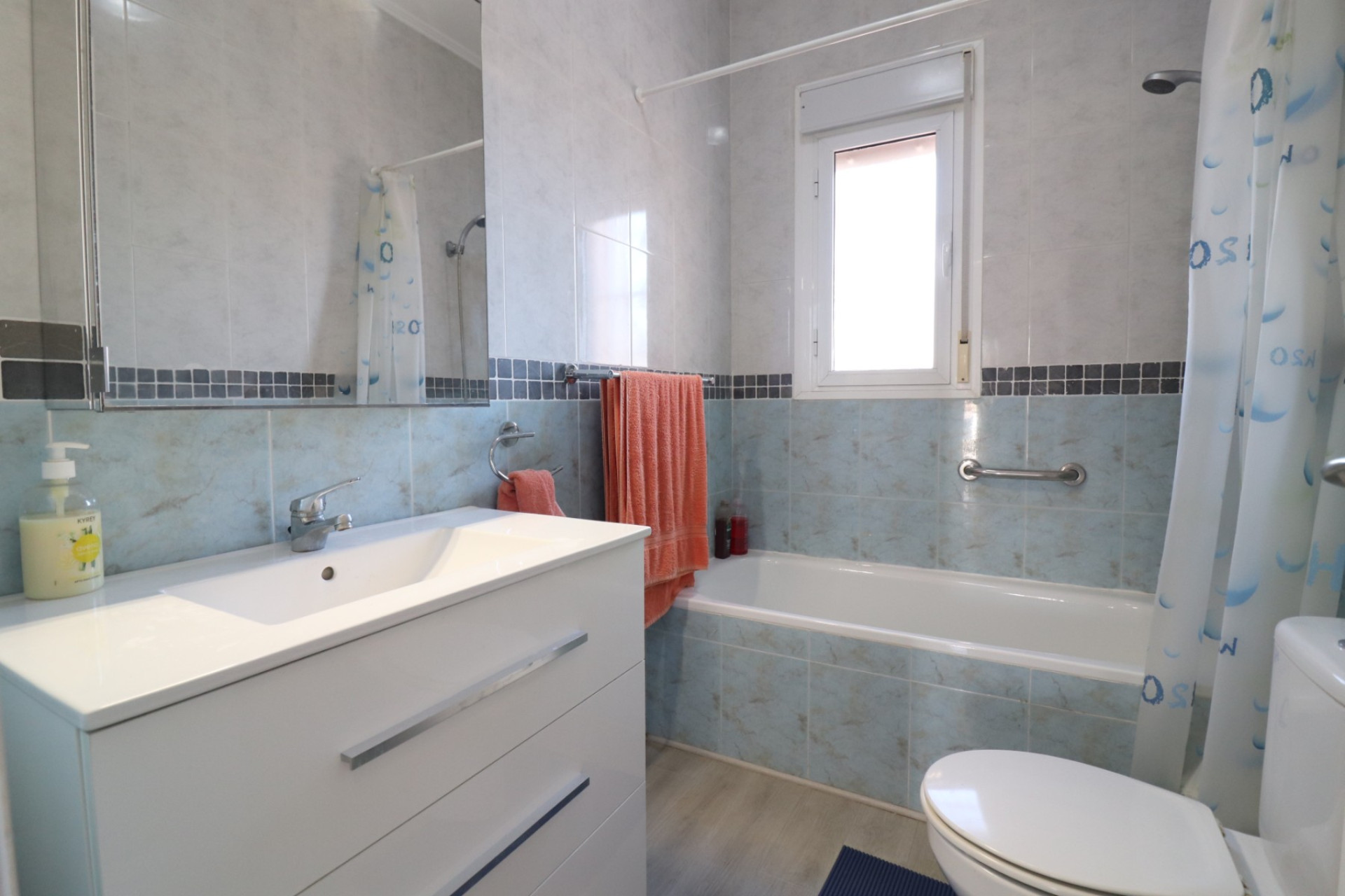 Herverkoop - 3. Vrijstaande villa - Benimar - Costa Blanca Zuid