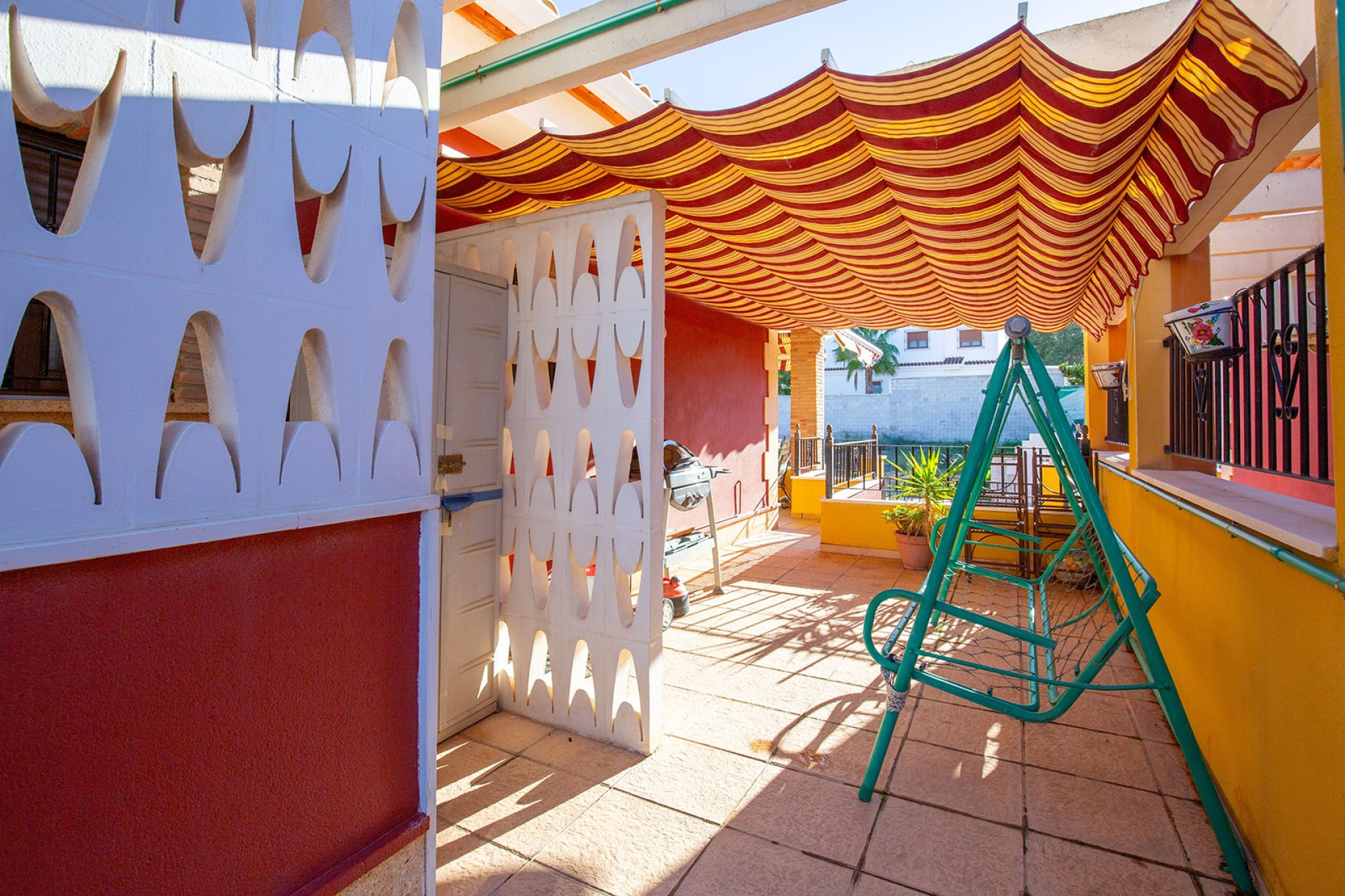 Herverkoop - 3. Vrijstaande villa - Bigastro - Costa Blanca Zuid