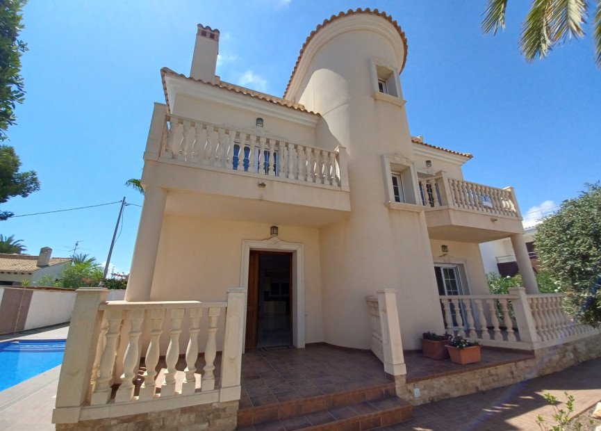 Herverkoop - 3. Vrijstaande villa - Cabo Roig - Costa Blanca Zuid