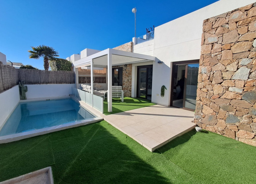 Herverkoop - 3. Vrijstaande villa - Cabo Roig - Costa Blanca Zuid