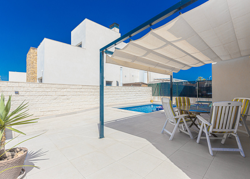 Herverkoop - 3. Vrijstaande villa - Ciudad Quesada - Costa Blanca Zuid