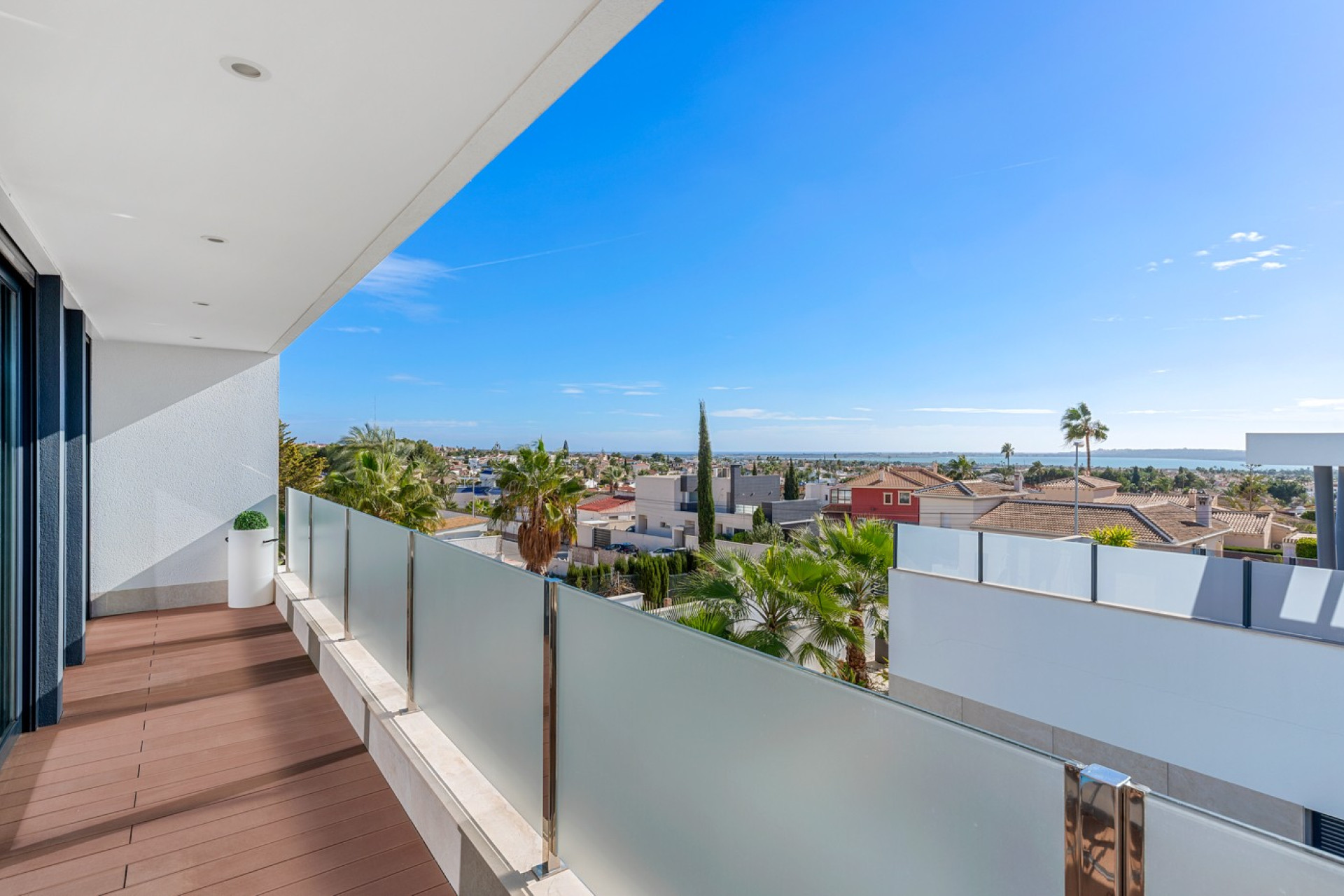 Herverkoop - 3. Vrijstaande villa - Ciudad Quesada - Costa Blanca Zuid