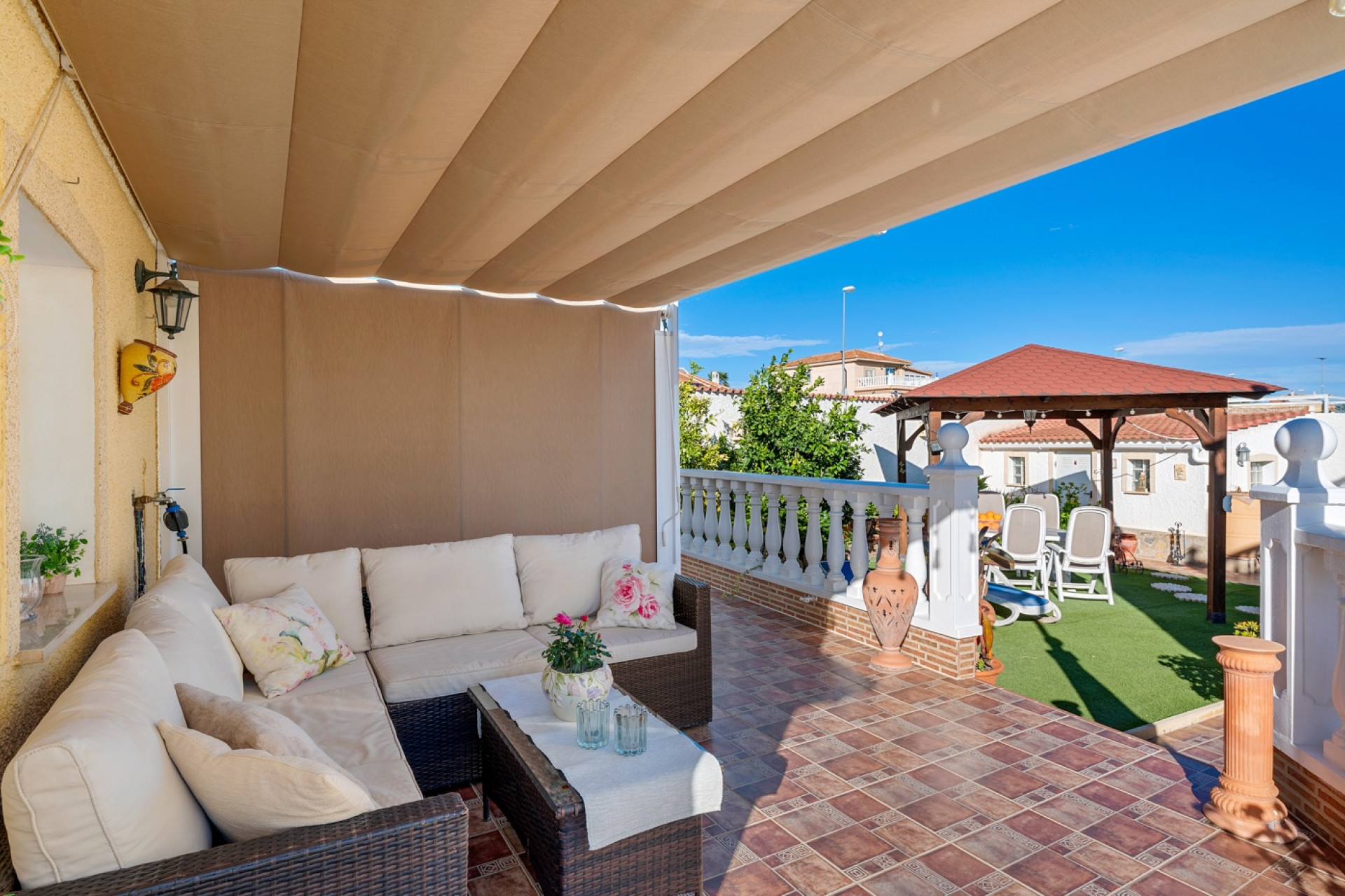 Herverkoop - 3. Vrijstaande villa - Ciudad Quesada - Costa Blanca Zuid